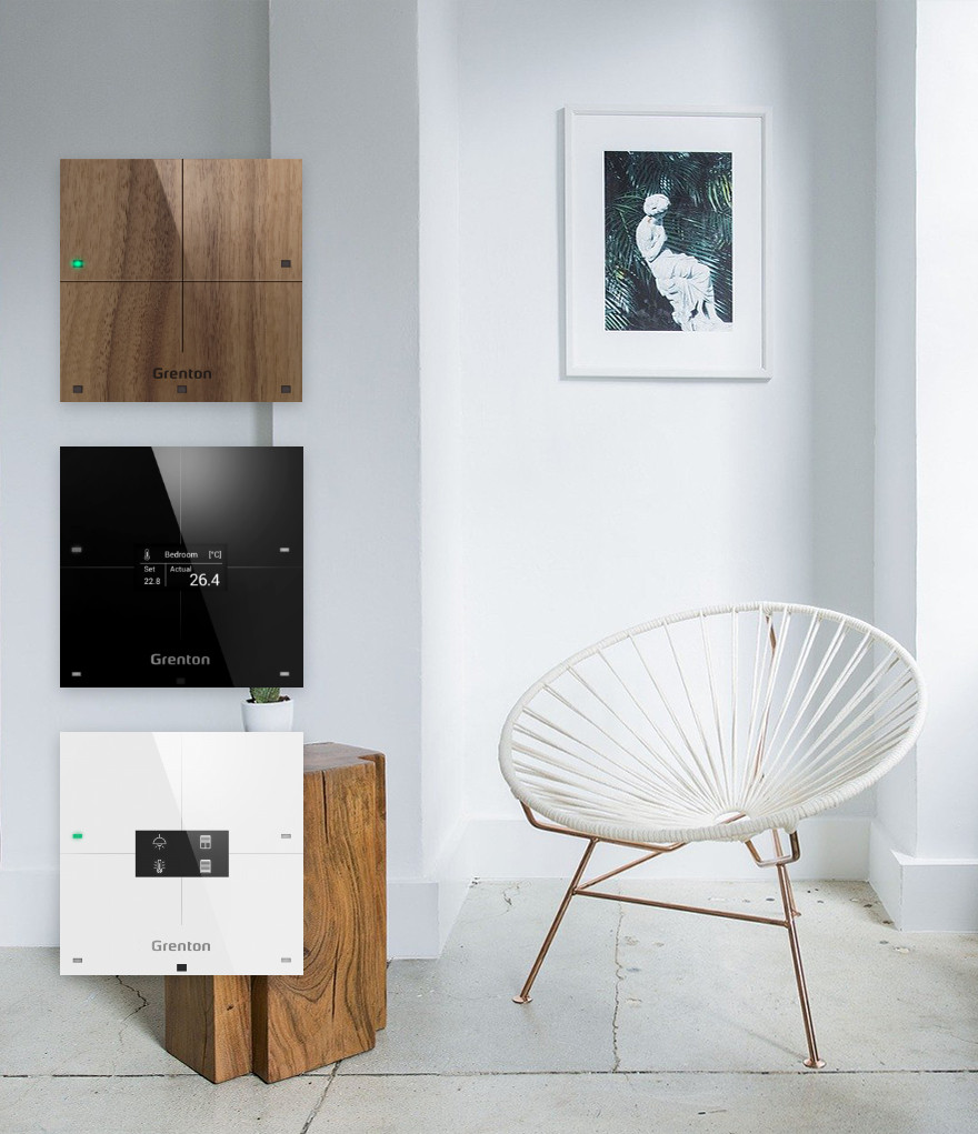 Panel sterowania Grenton Smart Home w przedpokoju