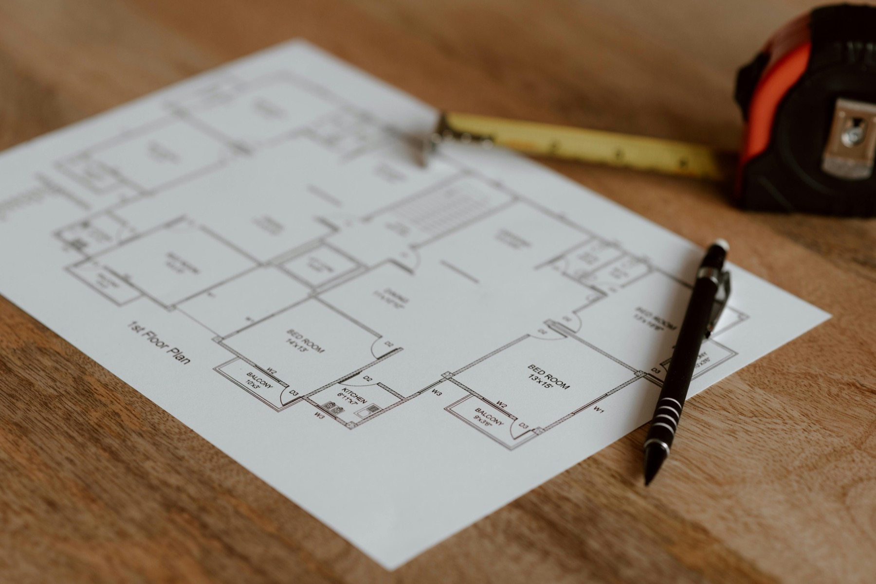 Plan instalacji elektrycznej omawiany przed modernizacją