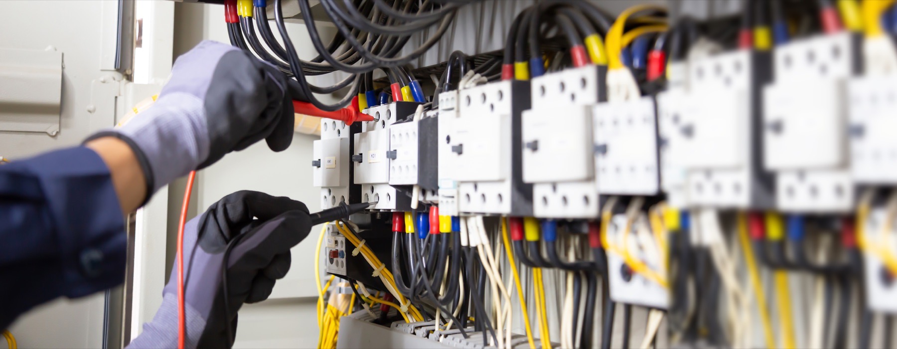 Pomiar instalacji elektrycznej w rozdzielnicy